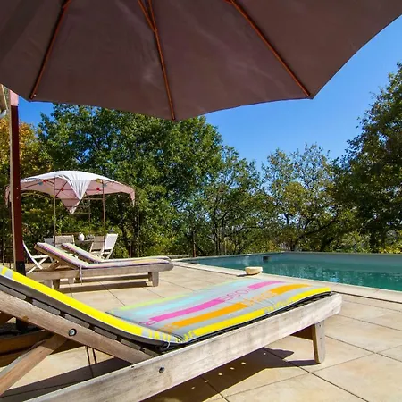 Presqu'au Paradis Tatil Evi Caylus